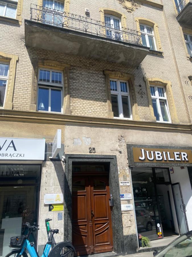 卡托维兹Przytulna Kawalerka Z Antresola公寓 外观 照片